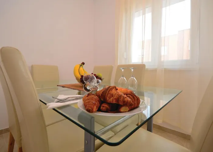 Gorgeous In With Swimming Pool Apartment Nin