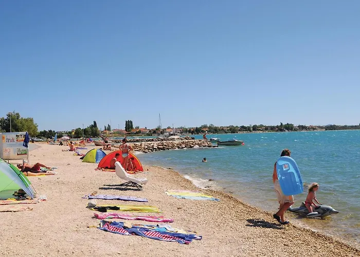 Gorgeous In With Swimming Pool * Nin